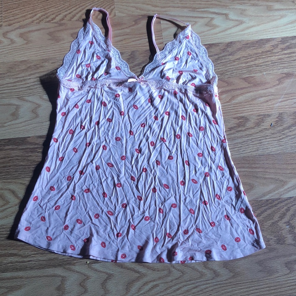 Daisy Fuentes lips pink, Red lips night gown, short Lingerie